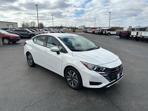 2024 Nissan Versa 1.6 SV