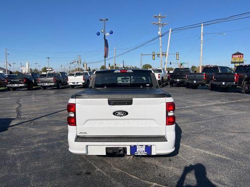 2025 Ford Maverick Lobo