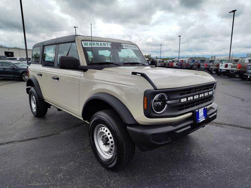 2025 Ford Bronco Base