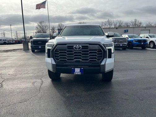 2024 Toyota Tundra Hybrid Platinum