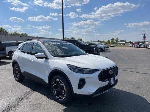 2026 Ford Escape Platinum