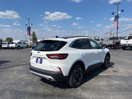 2026 Ford Escape Platinum