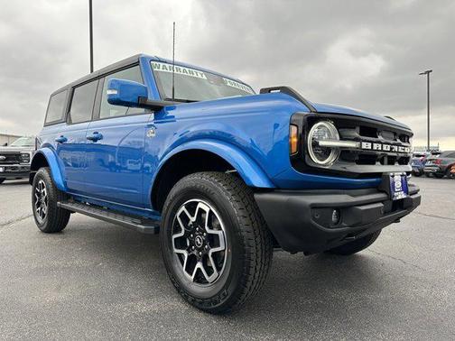 2024 Ford Bronco Outer Banks