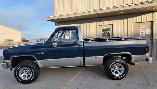 1984 GMC Pickup Truck Base