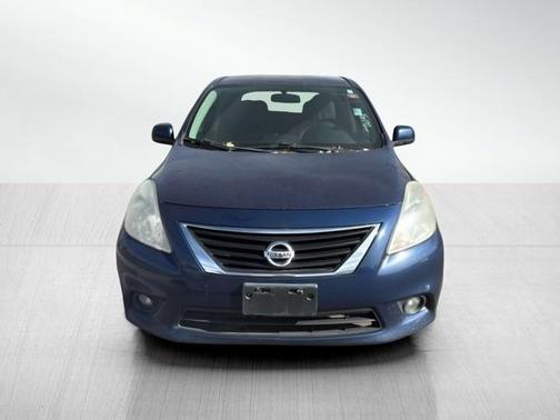 2014 Nissan Versa 1.6 SV