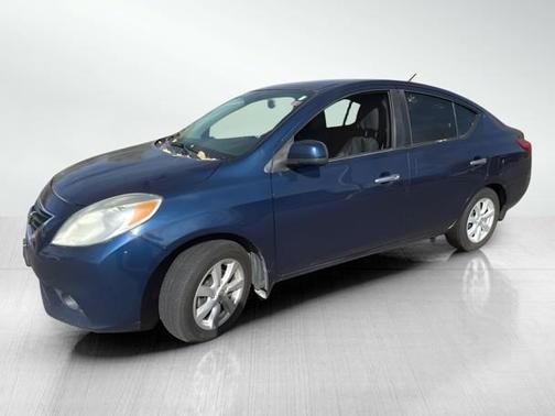 2014 Nissan Versa 1.6 SV