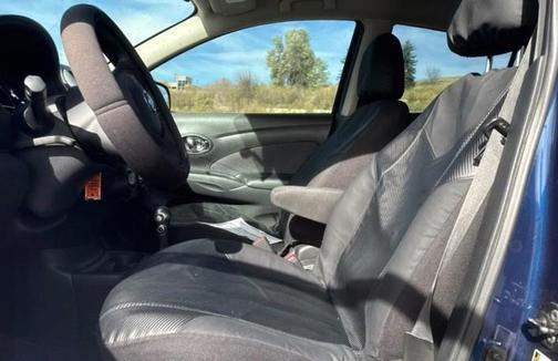 2014 Nissan Versa 1.6 SV