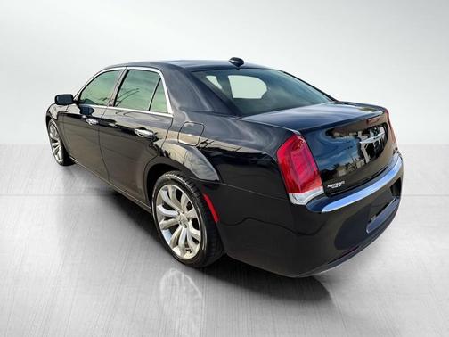 2018 Chrysler 300 Limited