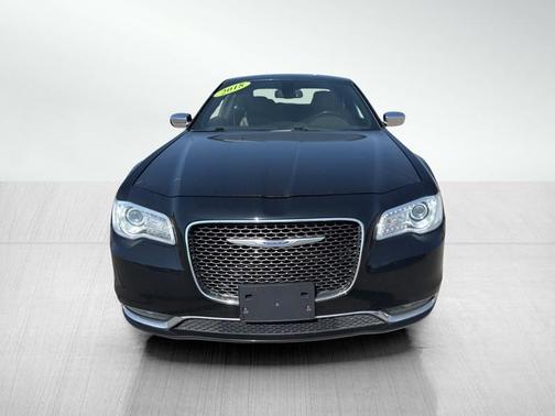 2018 Chrysler 300 Limited