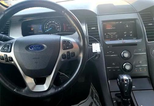 2013 Ford Taurus SEL