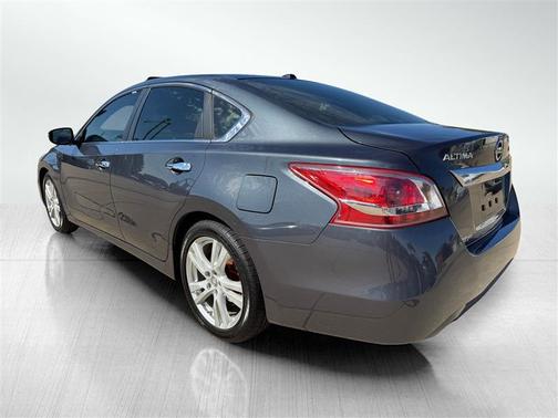 2013 Nissan Altima 3.5 SV