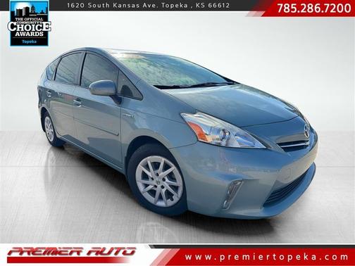 2014 Toyota Prius v Five