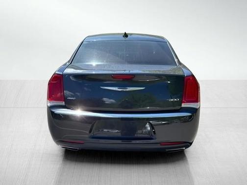 Dark Blue 2018 Chrysler 300 Limited