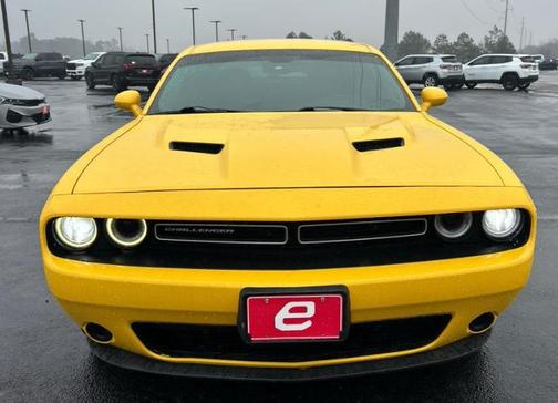 2018 Dodge Challenger SXT