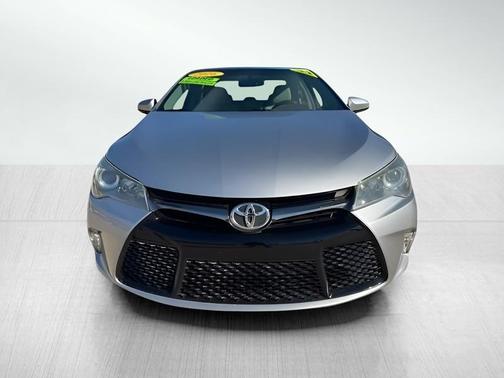 2016 Toyota Camry XSE