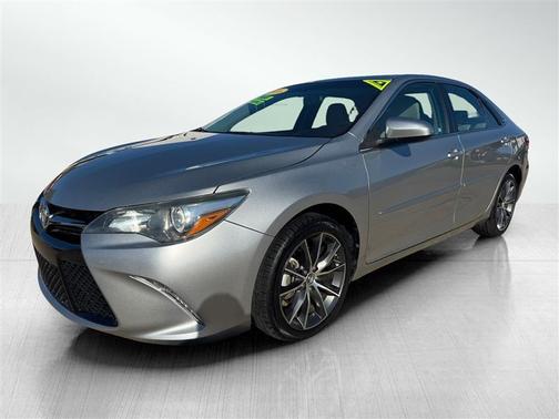 2016 Toyota Camry XLE