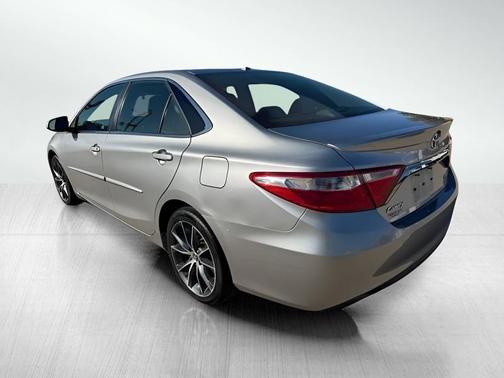 2016 Toyota Camry XLE