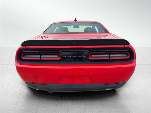2016 Dodge Challenger R/T Scat Pack