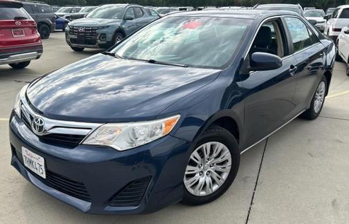 2014 Toyota Camry LE