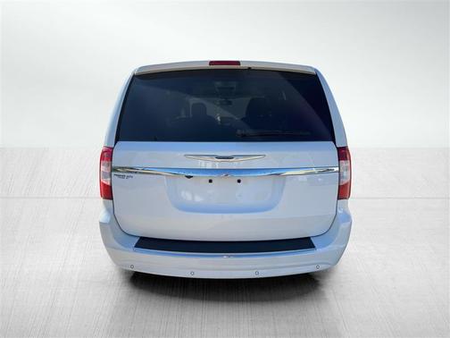 2015 Chrysler Town & Country Touring-L