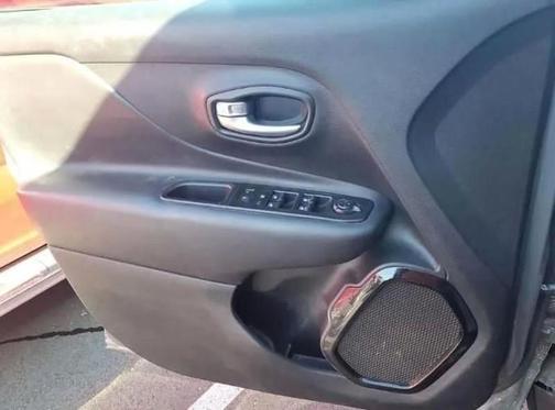 2019 Jeep Renegade Altitude