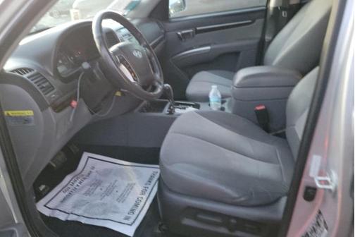 2011 Hyundai SANTA FE SE