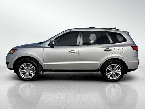 2011 Hyundai SANTA FE SE