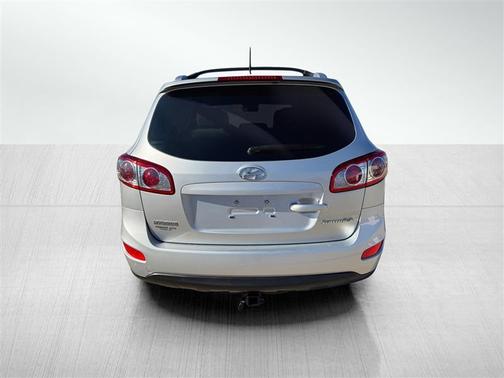 2011 Hyundai SANTA FE SE