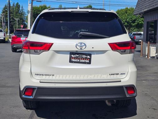 Blizzard Pearl 2018 Toyota Highlander Limited