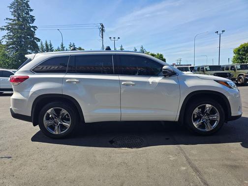 Blizzard Pearl 2018 Toyota Highlander Limited