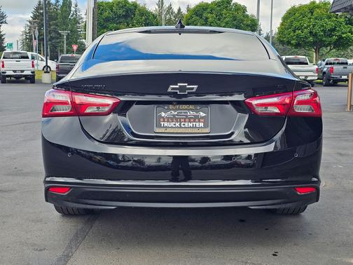 Mosaic Black Metallic 2024 Chevrolet Malibu 1LT