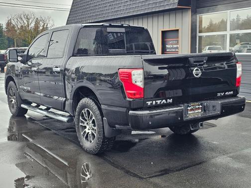 Super Black 2020 Nissan Titan SV