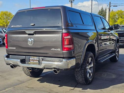 Granite Crystal Metallic Clearcoat 2019 RAM 1500 Laramie