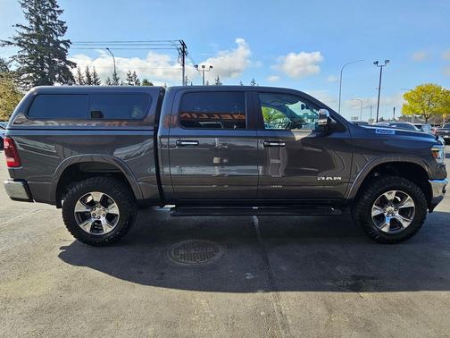 Granite Crystal Metallic Clearcoat 2019 RAM 1500 Laramie