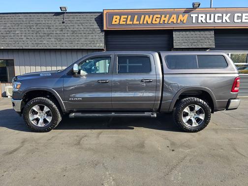 Granite Crystal Metallic Clearcoat 2019 RAM 1500 Laramie