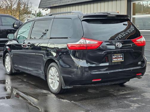 2015 Toyota Sienna XLE