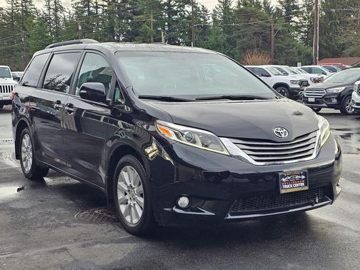 2015 Toyota Sienna XLE