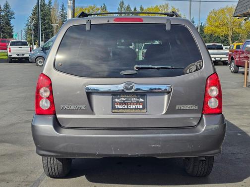 2006 Mazda Tribute s