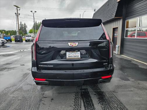 2022 Cadillac Escalade Sport Platinum