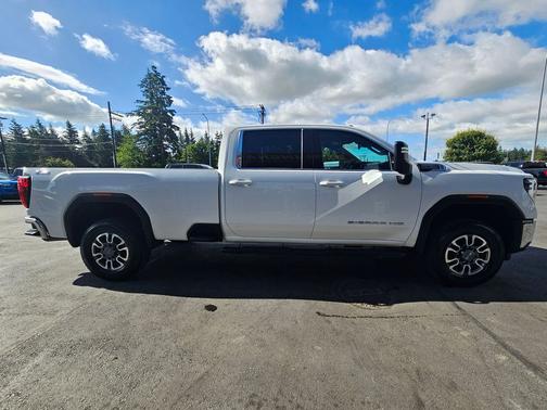 Summit White 2024 GMC Sierra 3500 SLE