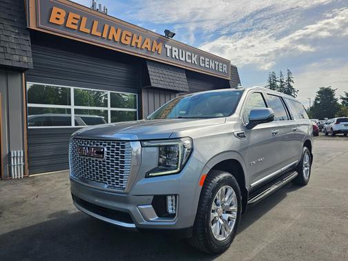Sterling Metallic 2024 GMC Yukon XL Denali