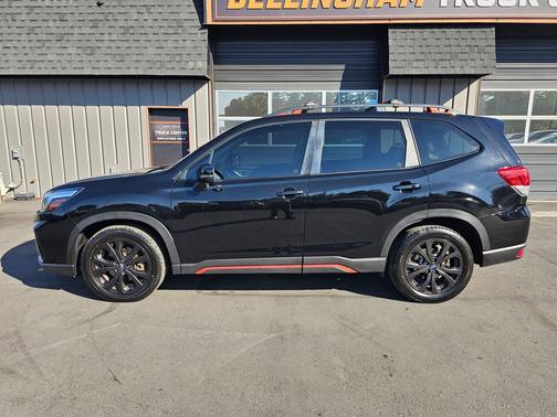 Crystal Black Silica 2021 Subaru Forester Sport