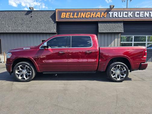 Delmonico Red Pearl Coat 2022 RAM 1500 Limited