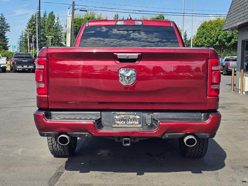 Delmonico Red Pearl Coat 2022 RAM 1500 Limited