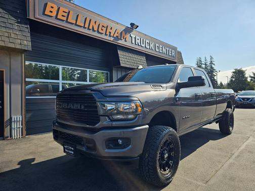 Granite Crystal Metallic Clearcoat 2019 RAM 2500 Big Horn Crew Cab 4x4 8' Box