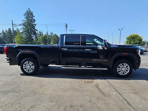 Black 2022 GMC Sierra 3500 Denali