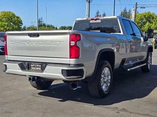 Silver Ice Metallic 2023 Chevrolet Silverado 3500 High Country