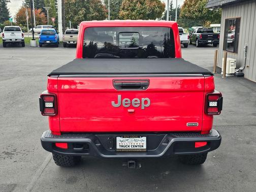 2020 Jeep Gladiator Overland