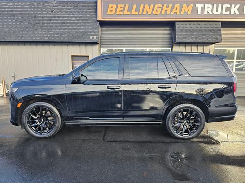 2023 Cadillac Escalade Sport