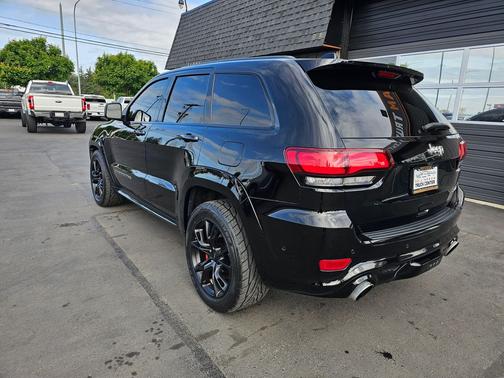 2017 Jeep Grand Cherokee SRT